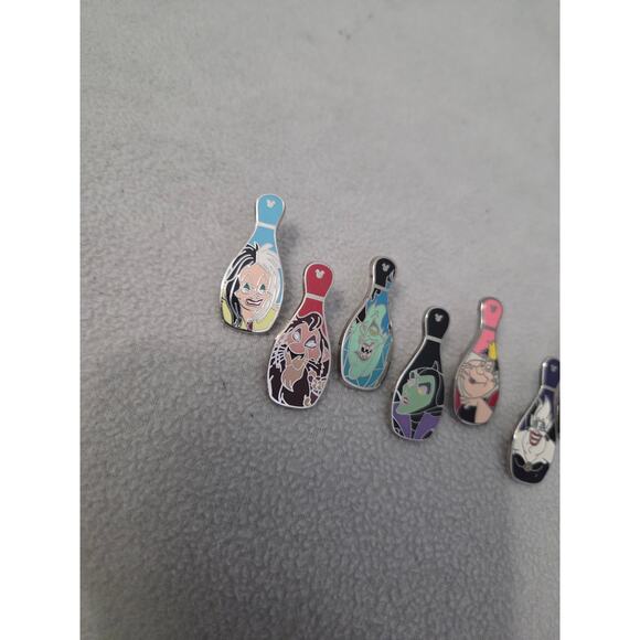 Set 8 Official Disney HM Villain Bowling Pin Collectible 2008 - Picture 5 of 8